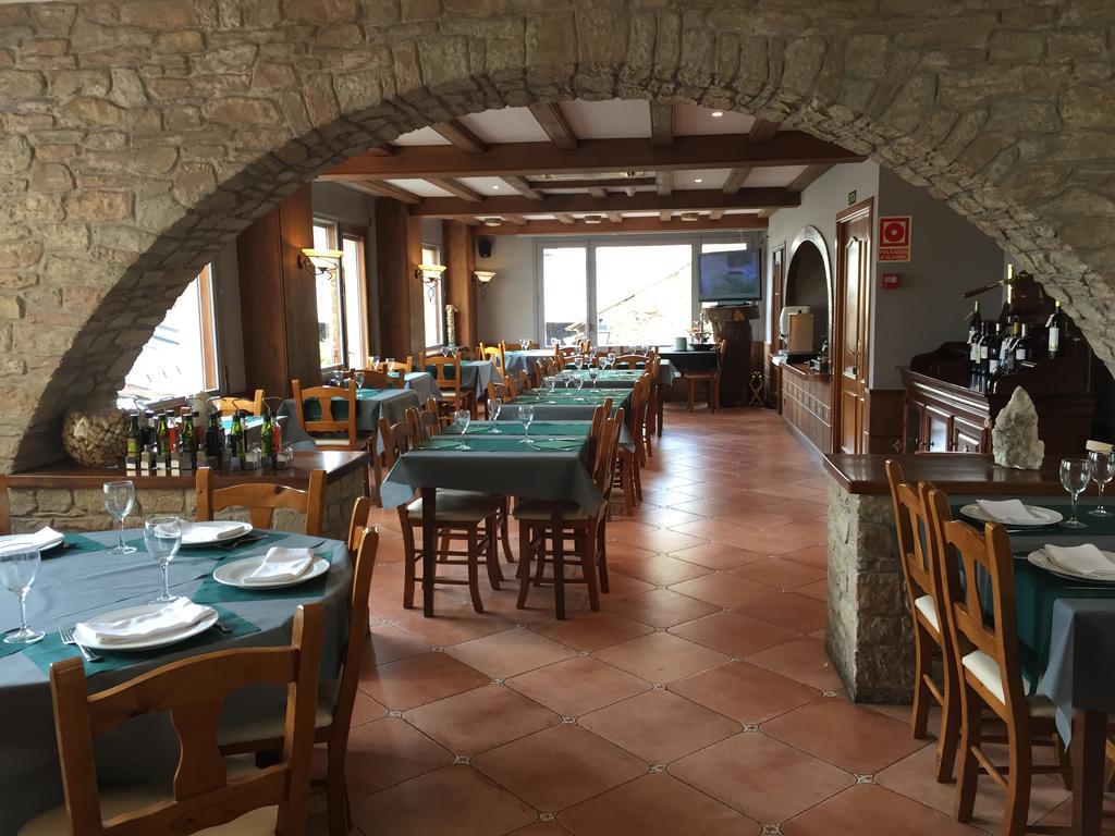 Hotel Roca Alp Exterior photo